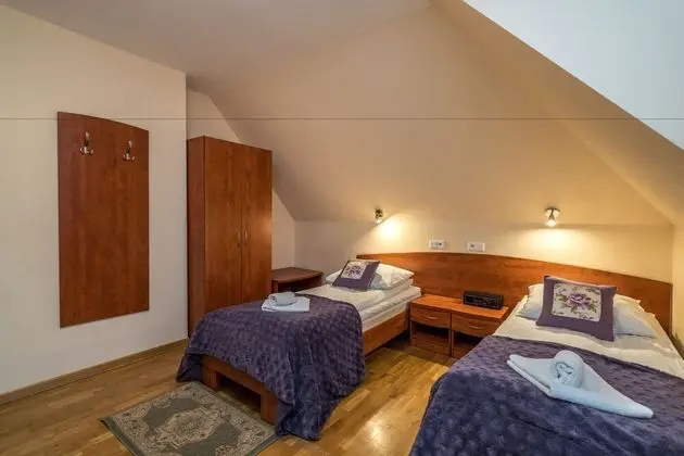 Family Üç Kişilik Oda, 2 Yatak Odası, Bahçe Manzaralı (Room #12)