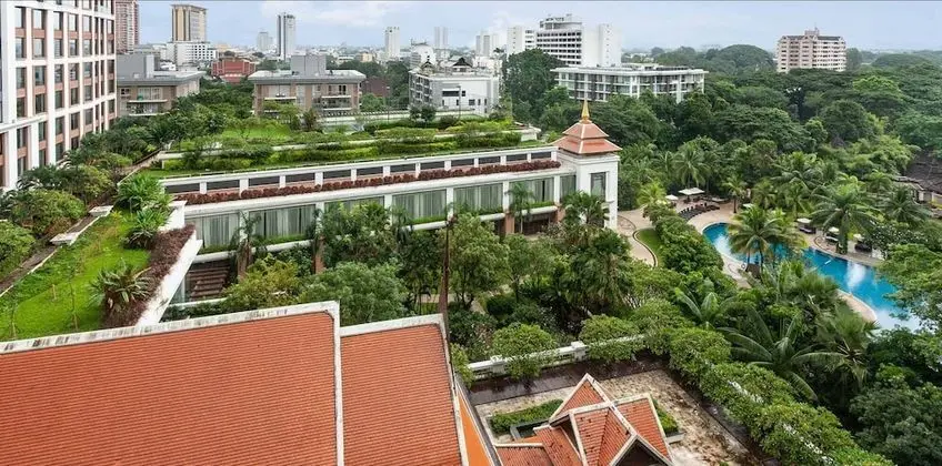 1 Bedroom Condo
