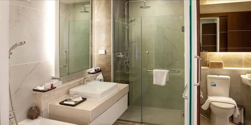 1 Bedroom Condo