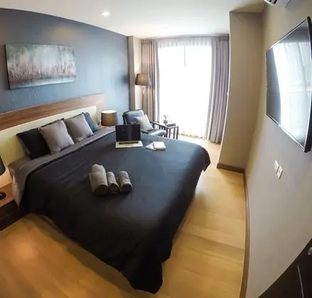 Standard Apartment with City View 1