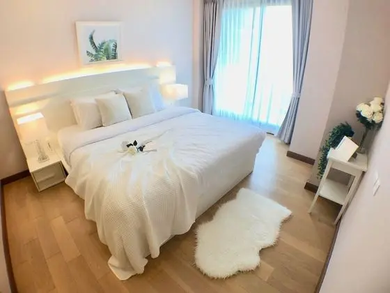Standard Apartment with City View 2