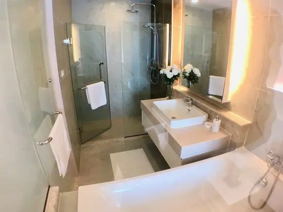 Standard Apartment with City View 2