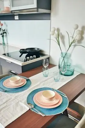 Odada yemek servisi