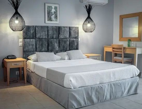 Luxury Tek Büyük Yataklı Oda
