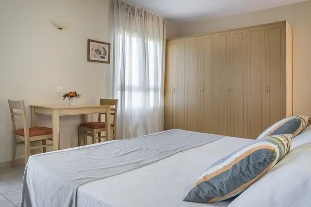 Luxury Tek Büyük Yataklı Oda