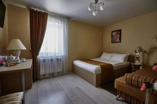 Deluxe Tek Büyük Yataklı Oda