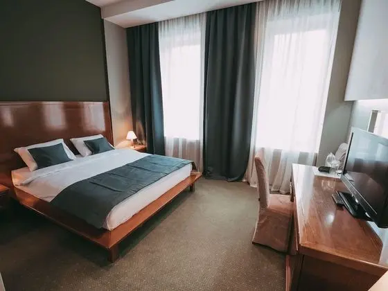 Deluxe Tek Büyük Yataklı Oda