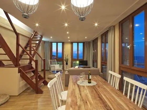 Family Ev, Deniz Manzaralı