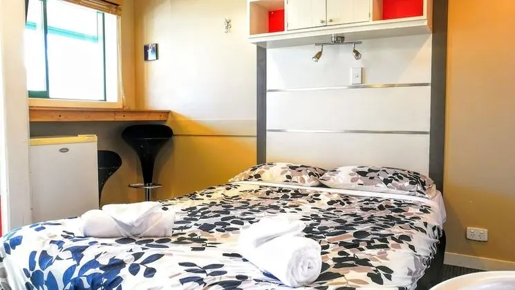 Dört Kişilik Oda, Banyolu/Duşlu