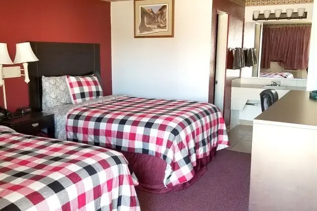 2 Queen Bed Non-Smoking