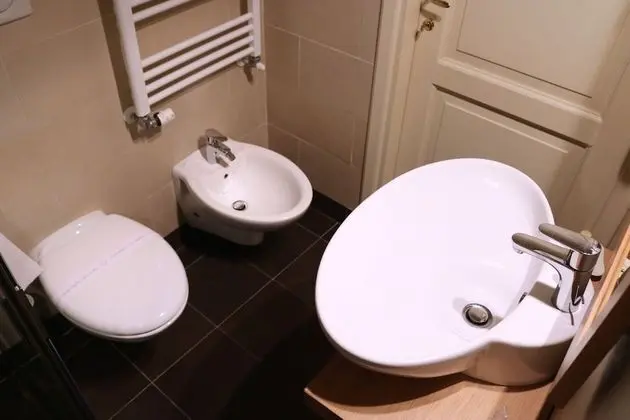 Basic Tek Büyük veya İki Ayrı Yataklı Oda