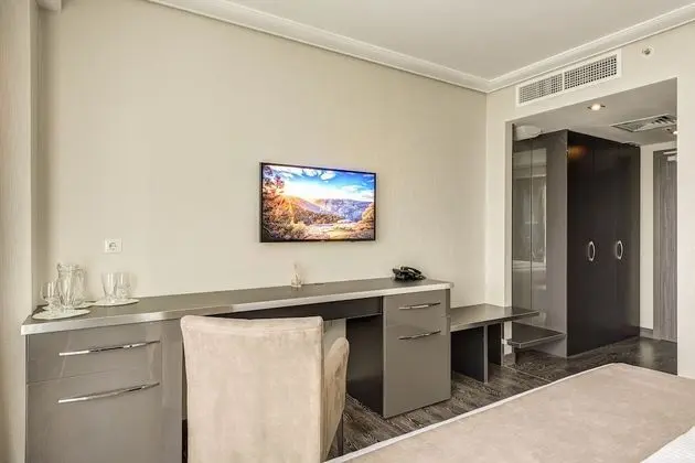 Standard Tek Büyük Yataklı Oda