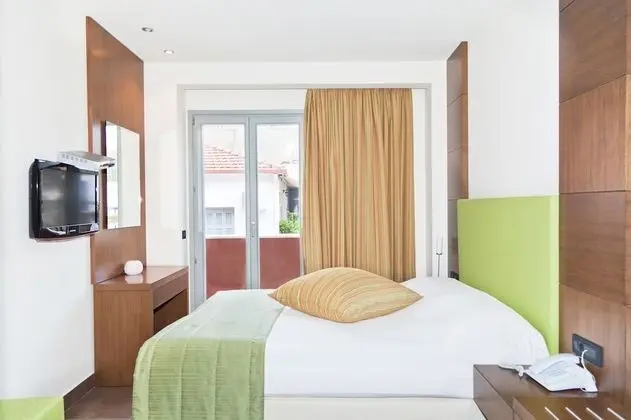 Economy Oda, Şehir Manzaralı