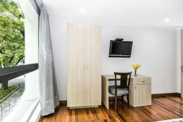 Junior Süit, Şehir Manzaralı