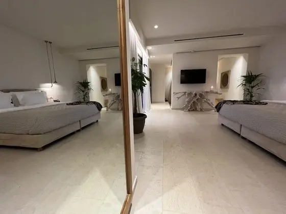 Master Suite, Private Pool, Sea View