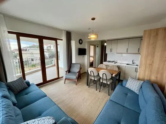 Aile Suiti, Deniz ve Dağ Manzaralı, Balkonlu