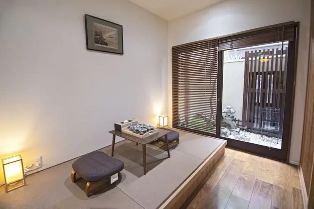 Ev, Sigara İçilmez (Private Vacation Home)