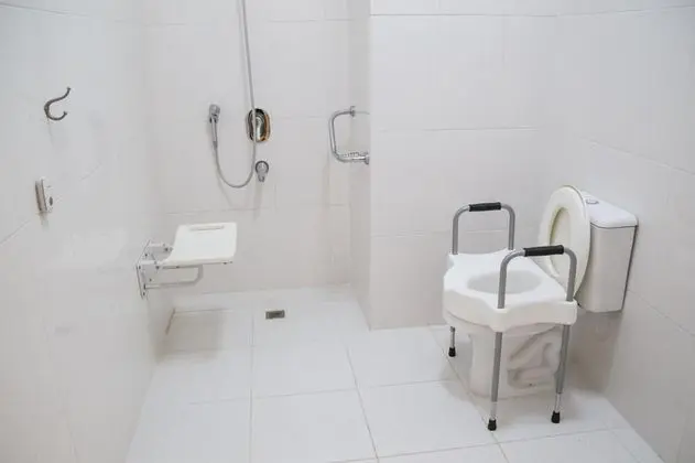 Tek Büyük Yataklı Oda, 1 Çift Kişilik Yatak