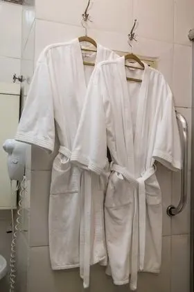 Tek Büyük Yataklı Oda, 1 Çift Kişilik Yatak