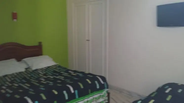 Tek Büyük Yataklı Oda