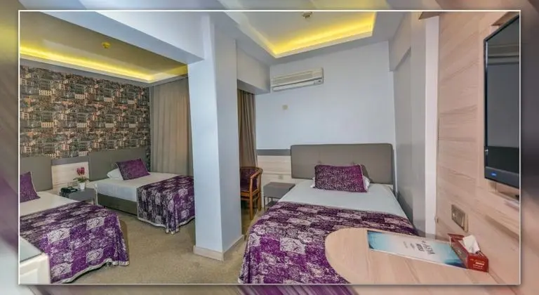 Triple, Şehir Manzaralı