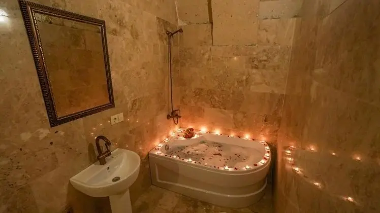 Deluxe Oda, Avlu Manzaralı, Jakuzili