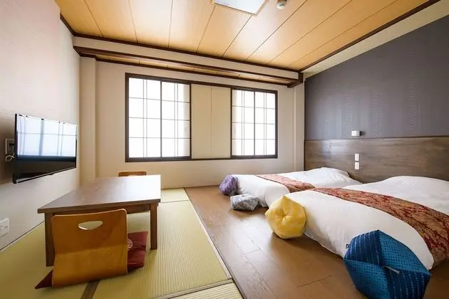 Traditional Oda, Sigara İçilmez (Modern Japanese Style, Breakfast)