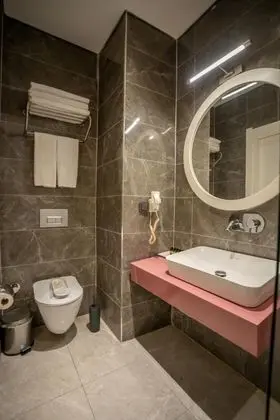 Standart Oda,Şehir Manzaralı