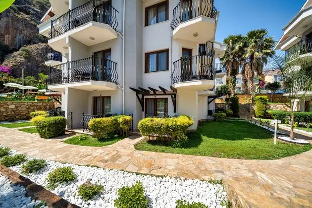 https://images.etstur.com/imgproxy/resize/2560x1440/files/images/hotelImages/etsrooms/515552/Ata_Lagoon_Beach_Hotel_20240615182503_8.jpeg