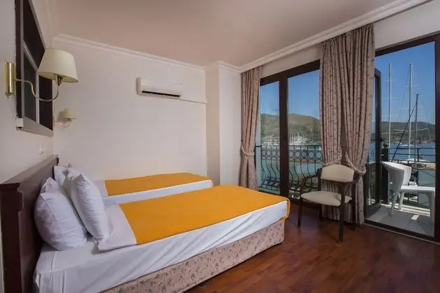 Deluxe Tek Büyük veya İki Ayrı Yataklı Oda