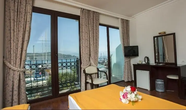 Standart Deniz Manzaralı Oda