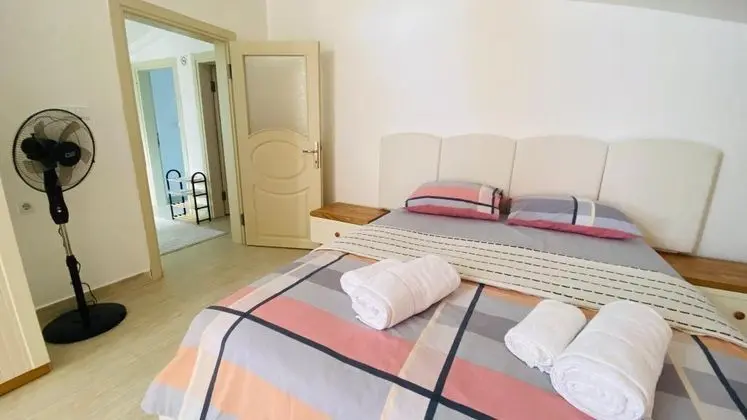 Villa, Deniz ve Doğa Manzaralı, 2. Kat