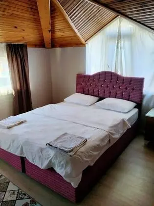 Çatı Katı Oda 1