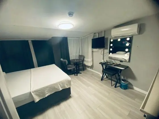 Suit room 1+1