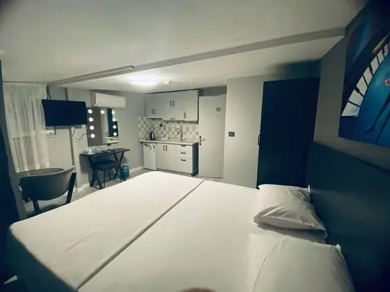 Suit room 1+1