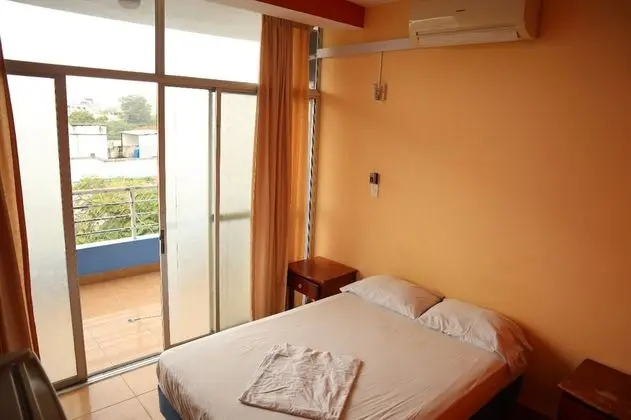 Tek Büyük Yataklı Oda, 1 Büyük (Queen) Boy Yatak