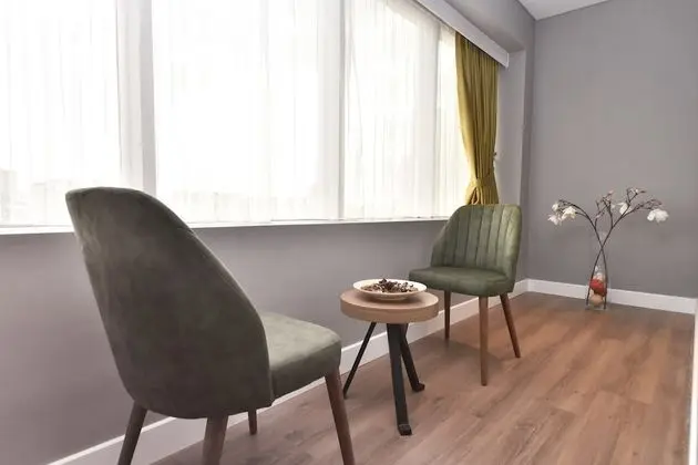 Business Tek Büyük veya İki Ayrı Yataklı Oda
