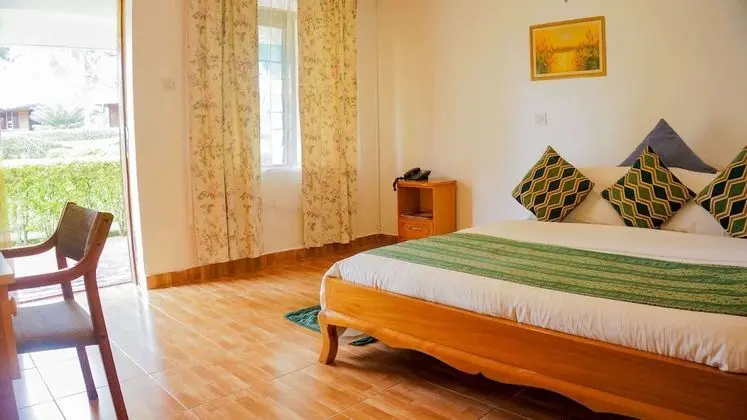 Deluxe Tek Büyük Yataklı Oda, Bahçe Manzaralı, Avlu