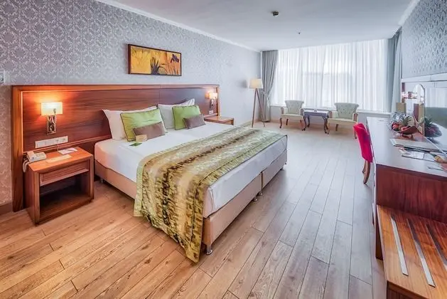 Standard Tek Büyük veya İki Ayrı Yataklı Oda