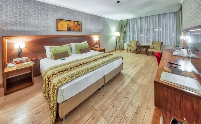 Standard Tek Büyük veya İki Ayrı Yataklı Oda