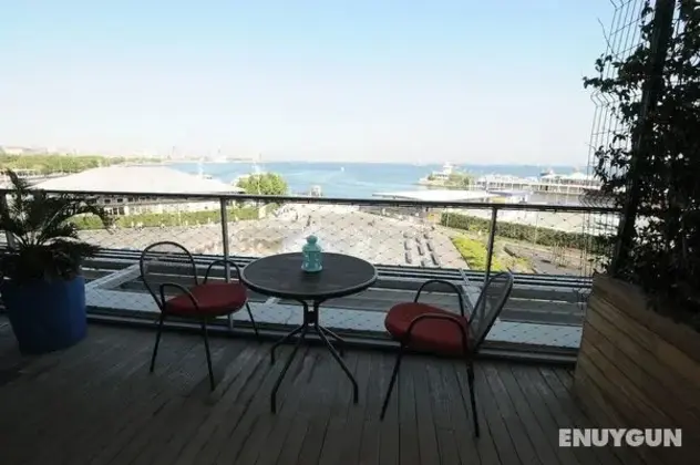 Apartment Family Oda Marina Manzaralı