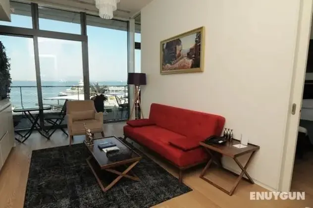 Apartment Family Oda Marina Manzaralı
