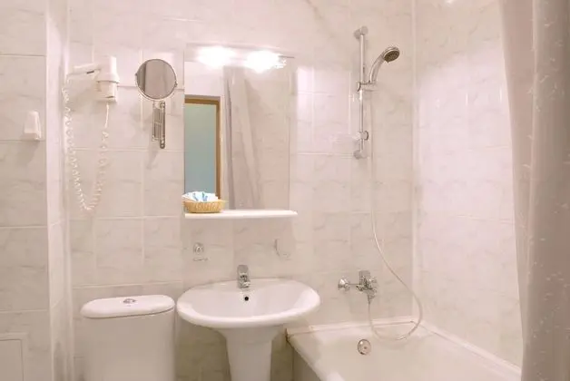 Standard Tek Büyük veya İki Ayrı Yataklı Oda