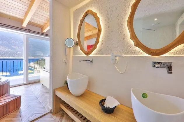 Deluxe Oda, Deniz Manzaralı, Jakuzili