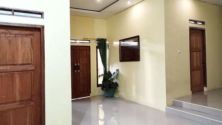 Basic Villa