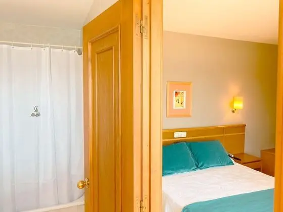 Tek Büyük Yataklı Oda, Şehir Manzaralı