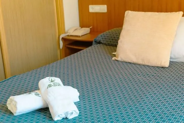 Tek Kişilik Oda, Bahçe Manzaralı