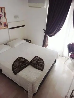 Standard Tek Büyük veya İki Ayrı Yataklı Oda, Şehir Manzaralı