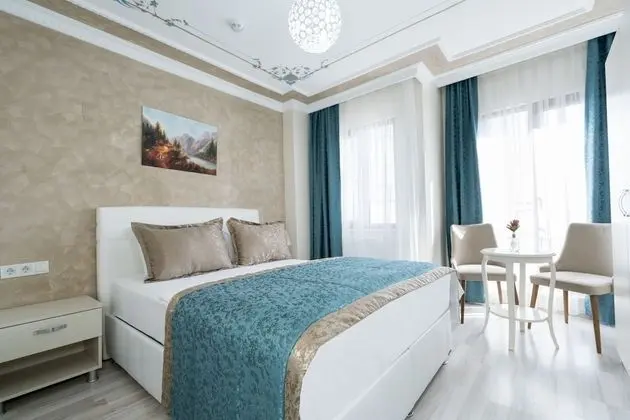 Deluxe Room, 1 Queen Bed, Non Smoking