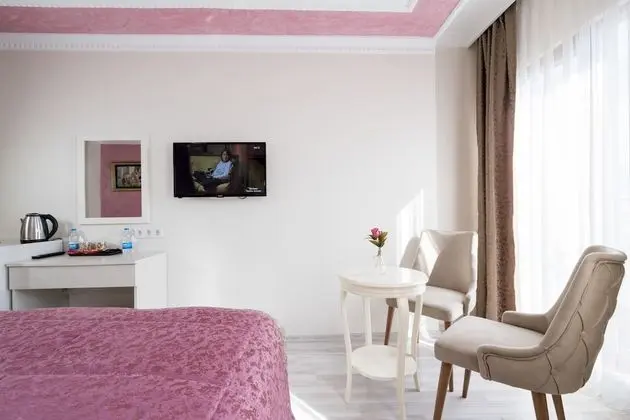 Family Studio Suite, 1 Bedroom, Non Smoking, Sea View